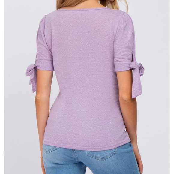 🛑SOLD🛑Pinkblush maternity top with tie details - Picture 5 of 5